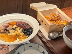 -RUXU入续糖水铺与包(卓悦中心店)