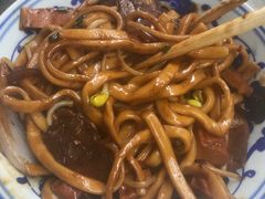 -珠宝街老左杂酱面馆