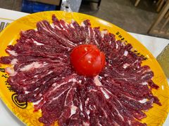尊品黄肥牛（吊龙）-潮汕大目牛肉火锅(水围店)
