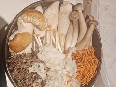 -捞神煲汤火锅(湖滨商业街店)