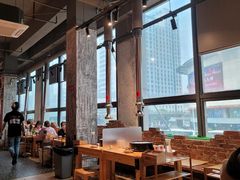 大堂-么肆烤肉·中式自助·烤肉大排档(街道口季佳PAI店)