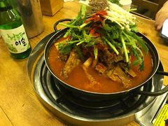 -喇喇排骨火锅·传统韩式脊骨汤(望京西园总店)