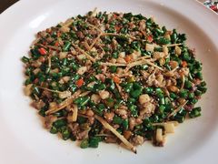尖椒兔-临界音乐酒馆·小龙虾·江湖菜(华熙LIVE·鱼洞店)