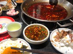 -小饕荟雅安贡椒鱼鲜馆(广福桥店)