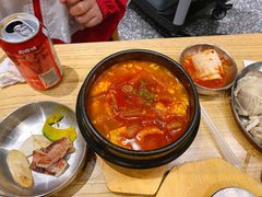 海鲜嫩豆腐汤-姜虎东白丁烤肉(苏州中心店)