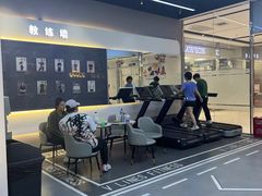 -VLines耀能运动24小时·月付制健身(京广桥店)