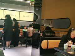 大堂-鱼见你烤鱼•本地烧烤(1818店)