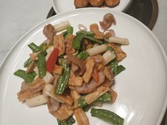 -泓历皇朝酒店(东亭店)