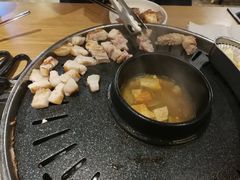 -江南猪肉商会无限续吃(弘大店)