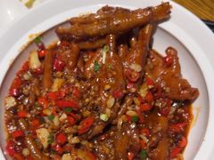 -爱碗亭·鲜炒湖南菜(壹城中心店)