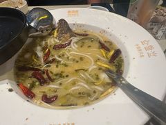 -渔语鱼酸菜鱼新川菜(来福士店)