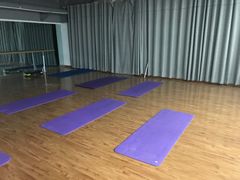 舞蹈房-兰州新区健力堡游泳健身中心