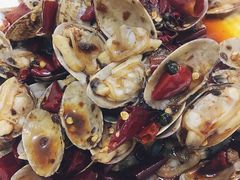 -扒虾小妹儿麻辣海鲜(宏图街店)