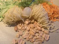 鸡丝拌面-桂满陇天书(南京德基旗舰店)
