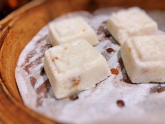 苏式方糕-老苏州大客堂·苏帮菜·松鼠桂鱼·苏州传统小吃(观前街人民商场店)