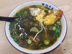 -钢阳酸菜红烧牛肉面(季乐路店)
