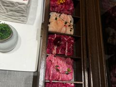 -左庭右院鲜牛肉火锅黑金店(陆家嘴中心店)