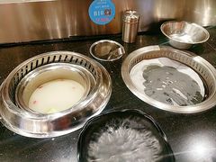 -钱小主·自助回旋烤肉火锅餐厅(东方新天地店)