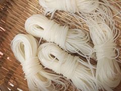 -王大乔泡椒米线·小火锅(星城天地店)