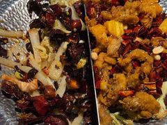 -小鱼小牛·鱼牛干锅·脆鱼火锅(世欧广场店)