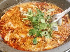 -灶知轩湘西石锅鱼(万佳广场店)