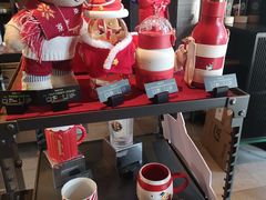 -星巴克(杭州西湖银泰1F店)