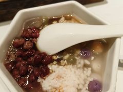 -江城小馆陕南妈妈菜·全球旅行餐厅(钟楼店)