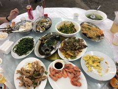 -红月湾海鲜饭店•沙滩海景(双月湾店)