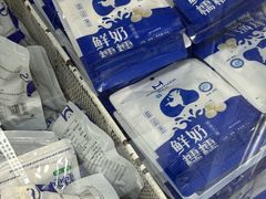 -正飞鲜奶(吐鲁番路店)