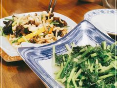 -汤河清真餐馆