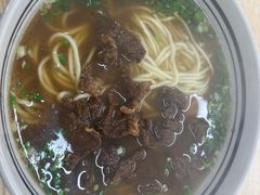 -小马牛肉面·牛骨熬制(南京博物院店)