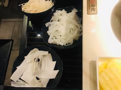 萝卜-潮牛海记•潮汕牛肉火锅•醉鸡煲•粿条汤(通北路店)