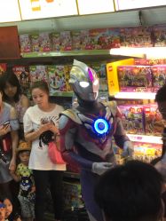 -玩具反斗城(正大广场店)