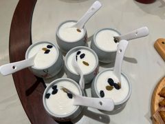 手工酸奶-西域盛宴烧烤新疆菜清真餐厅(古美店)