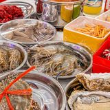 这家海‮自鲜‬选火锅店！一人一锅，锅底口味‮多众‬选择