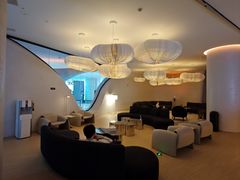 -涨巢·潮玩水疗局