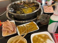 -邓莽子老火锅(中兴路总店)