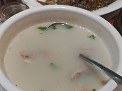 -梅利汴京烤鸭•开封豫菜地标店(东大街店)
