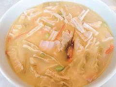 -品悦酒店(三林古镇店)