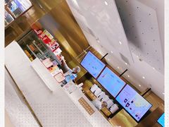 -奈雪的茶(湖滨银泰in77C区PRO店)