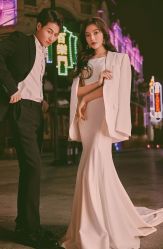 -雪中彩影婚纱摄影·微光艺术中心