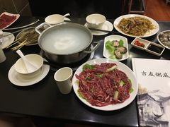 -吉友粥底火锅(方斜路店)