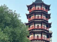 -绳金塔