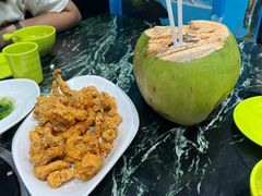 -小海豚•老字号海鲜餐厅(天涯店)