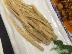 手拨笋 -金牌餐厅·天津菜·八珍豆腐·老爆三(瓷房子店)