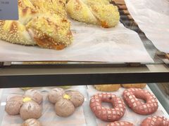 -奈雪的茶(市百一店)