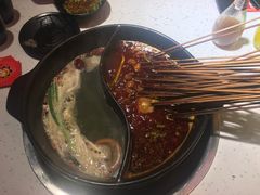 -钢管厂五区小郡肝串串香(奥克斯广场锦城万达店)