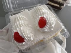 -红宝石·鲜奶小方·海派西点房(控江店)