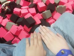 -嘿哟动霸CHUA·新潮玩运动娱乐中心·蹦床滑冰团建乐园