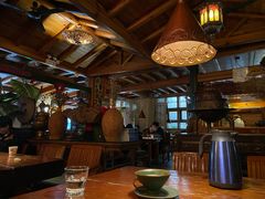 大堂-源一咖啡馆(麒麟巷步行街店)
